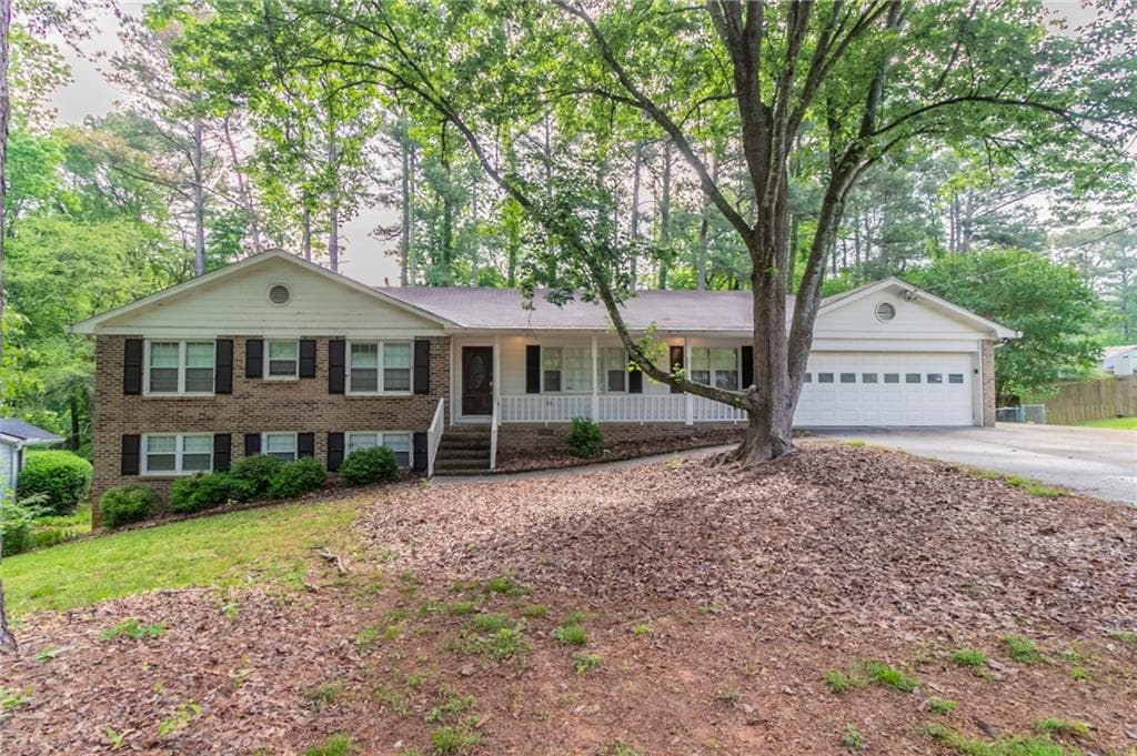 2814 Brackenwood Drive, Snellville, GA 30039 — most recent listing photo