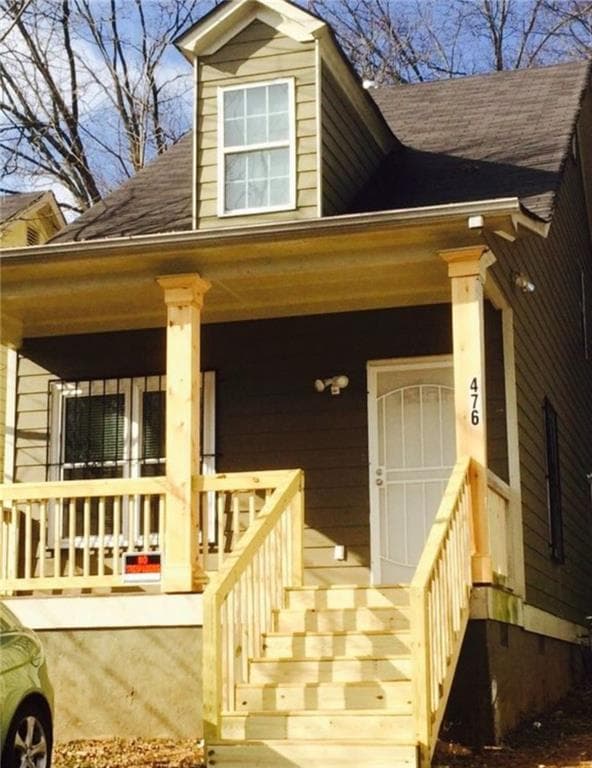 3 bedroom, 3 bathroom single family residence sold at 476 ELM Street, Atlanta, GA 30318