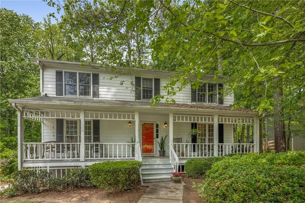 4 bedroom, 3 bathroom, 2,234 sq ft single family residence sold at 1519 Brookcliff Circle, Marietta, GA 30062