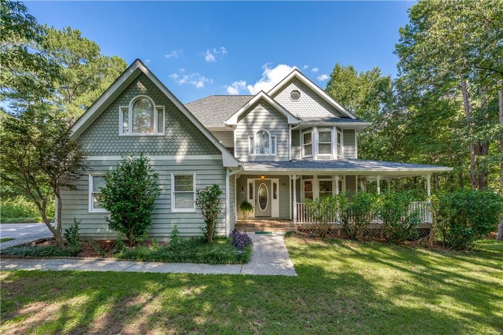 3 bedroom, 3 bathroom, 2,331 sq ft single family residence sold at 558 Auburn Road, Auburn, GA 30011