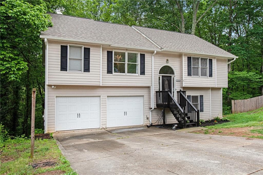 4 bedroom, 3 bathroom single family residence sold at 5174 Ridge Tarn, Acworth, GA 30102