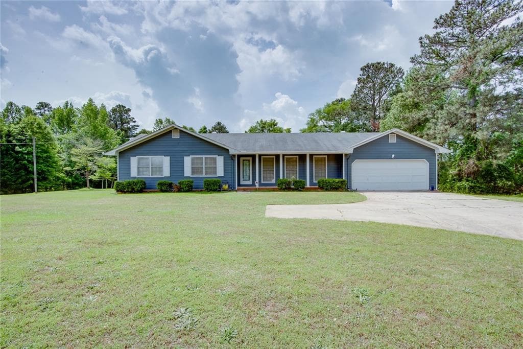 3 bedroom, 2 bathroom single family residence sold at 203 Leigh Drive, Ellenwood, GA 30294