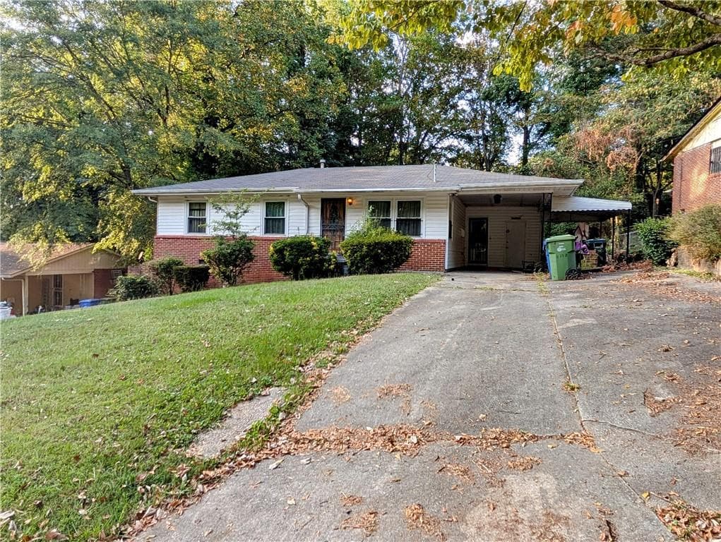 3 bedroom, 2 bathroom, 1,104 sq ft single family residence sold at 3213 Jamaica Road, Atlanta, GA 30318
