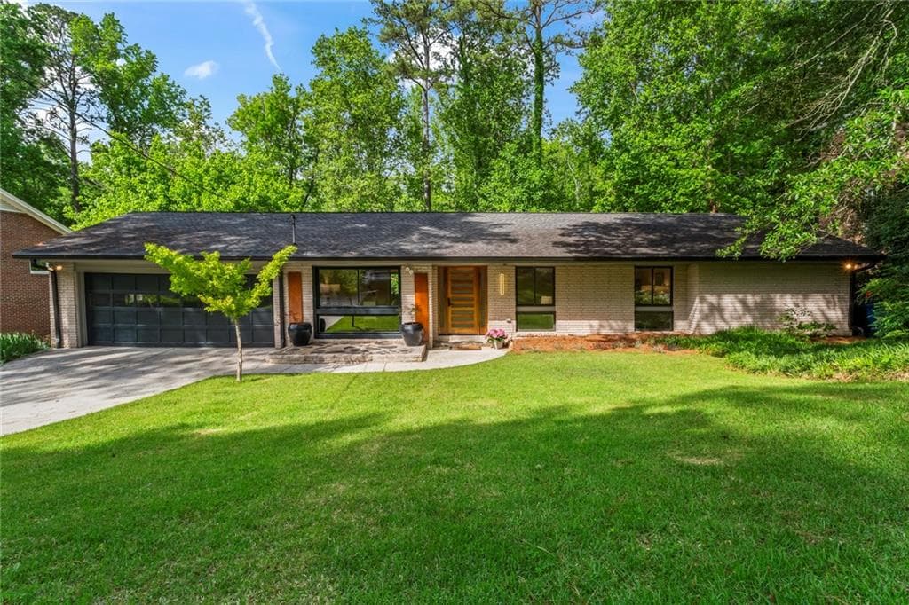 3 bedroom, 3 bathroom, 2,168 sq ft single family residence sold at 1749 Ridge Valley Court, Atlanta, GA 30327