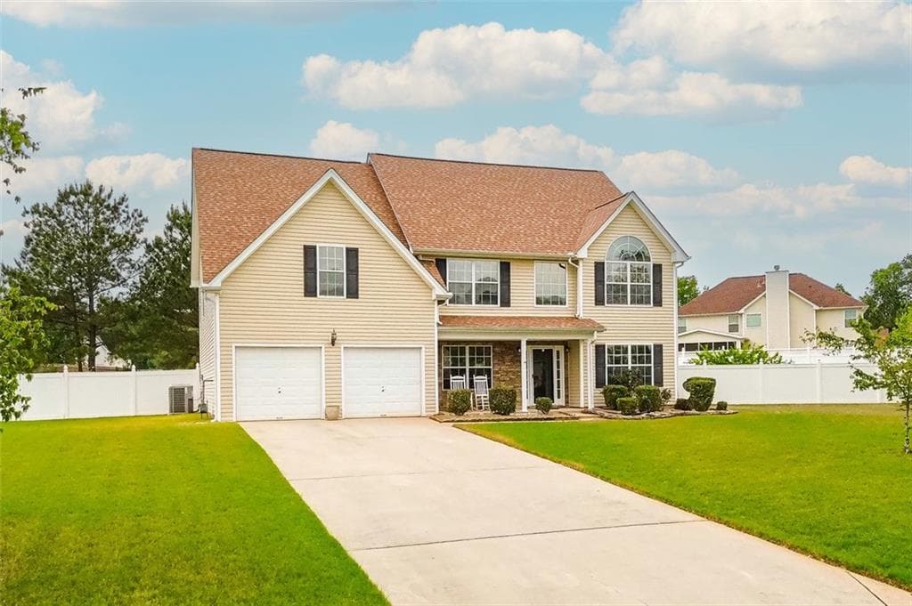 4 bedroom, 3 bathroom single family residence sold at 13347 HENDERSON Court, Hampton, GA 30228