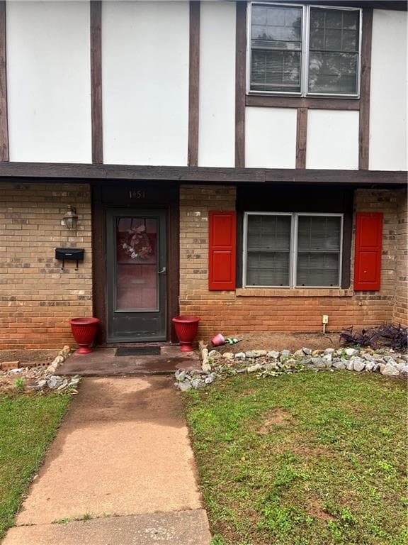 2 bedroom, 2 bathroom condominium sold at 1451 Wamsley Way, Stone Mountain, GA 30083