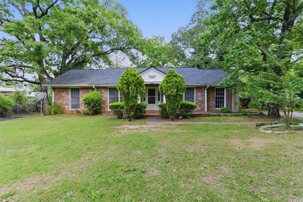 4 bedroom, 3 bathroom single family residence sold at 2105 Rockmart Road, Rome, GA 30161