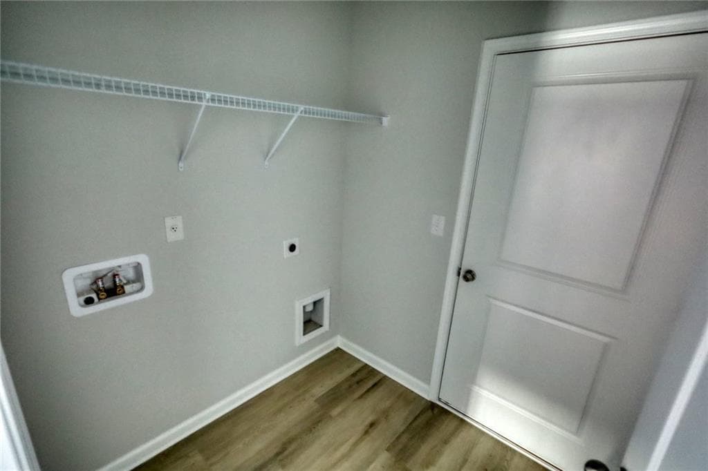 3 bedroom, 3 bathroom, 2,199 sq ft single family residence under contract at 690 Park Place Way, Social Circle, GA 30025 — photo 4