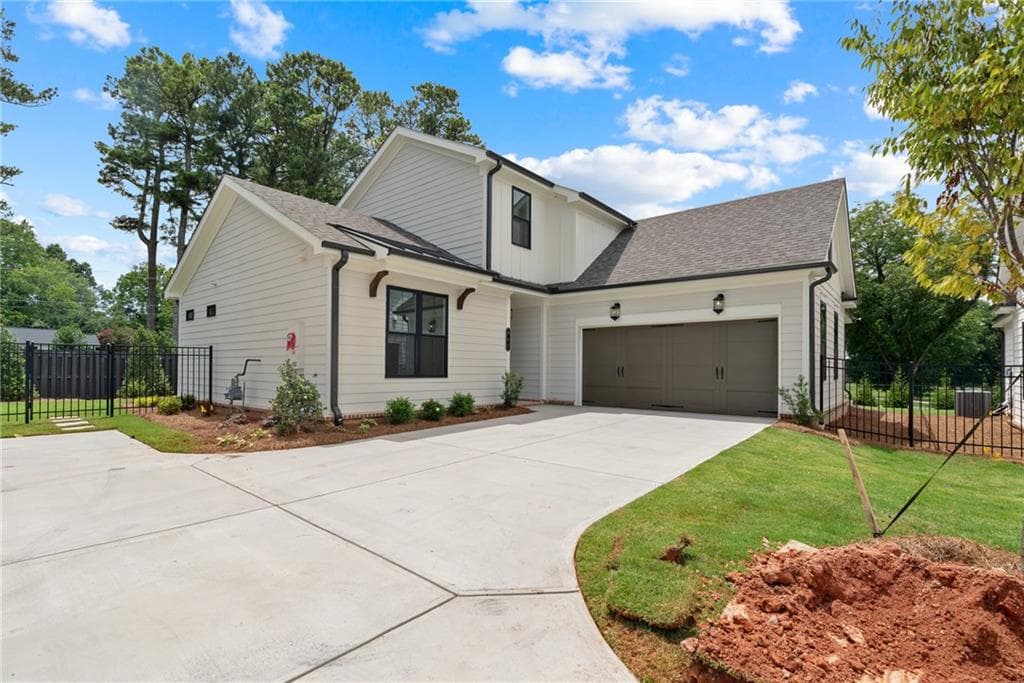 527 Pearl Street, Cumming, GA 30040 — most recent listing photo