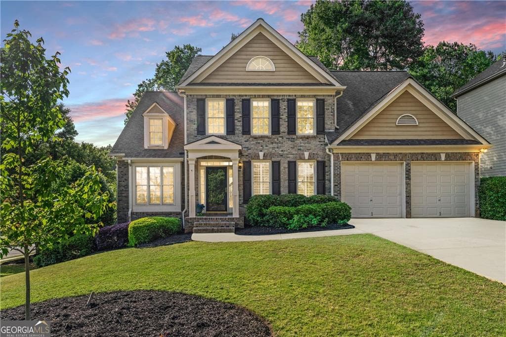 4 bedroom, 3 bathroom single family residence sold at 4876 Sara Creek Way, Sugar Hill, GA 30518