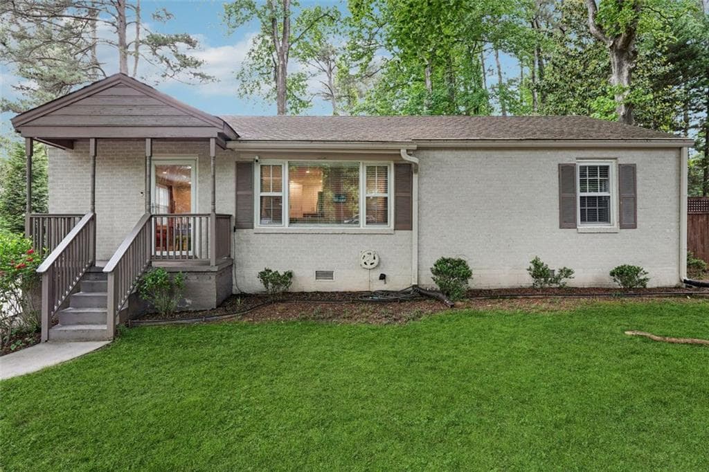 2 bedroom, 1 bathroom, 1,208 sq ft single family residence sold at 2586 VALLEY STREAM Drive, Atlanta, GA 30360