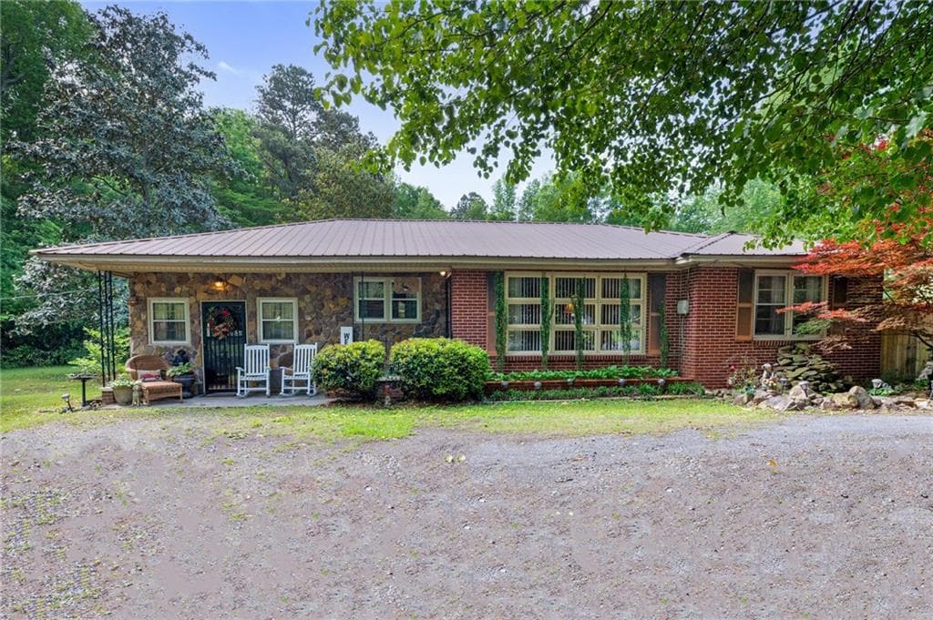 413 New Town Road, Calhoun, GA 30701 — most recent listing photo