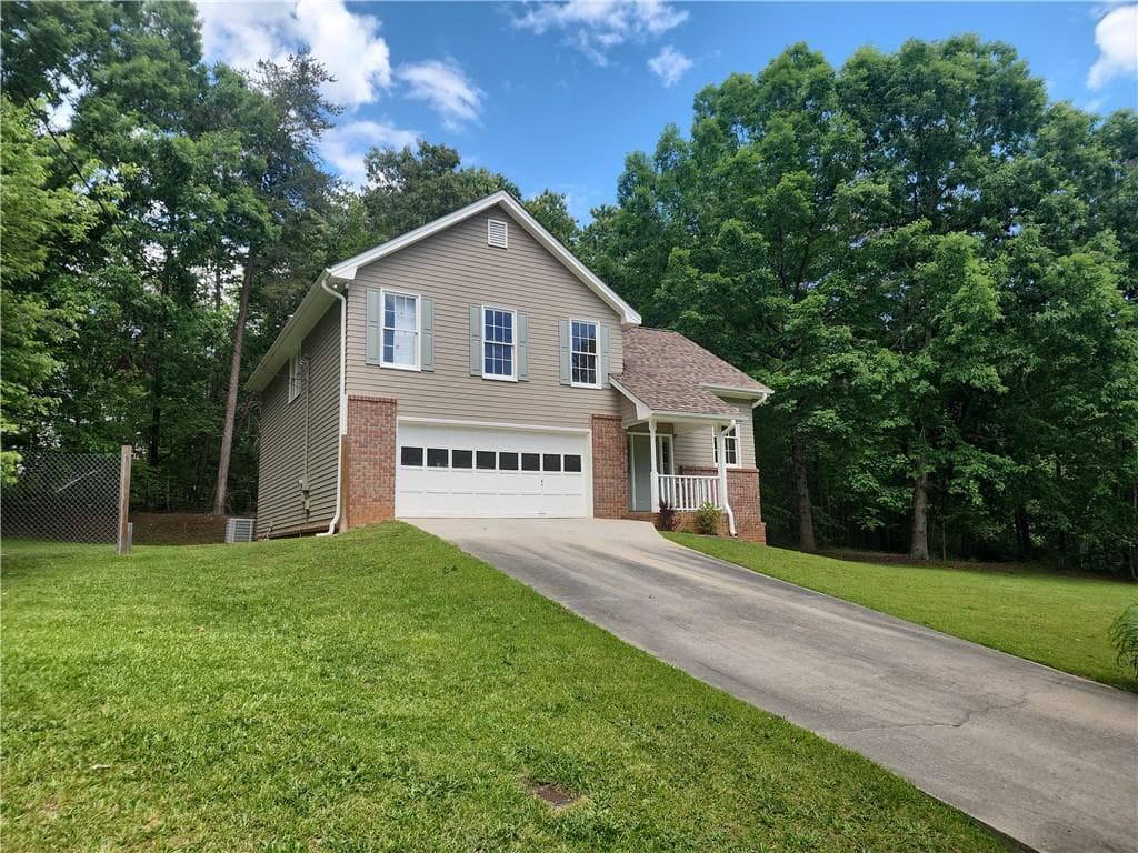 85 Crawford Way, Toccoa, GA 30577 — most recent listing photo