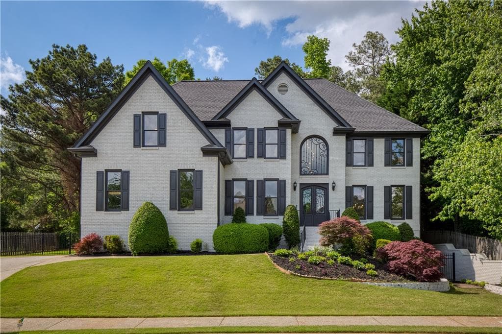 818 Forest Path Lane, Alpharetta, GA 30022 — most recent listing photo