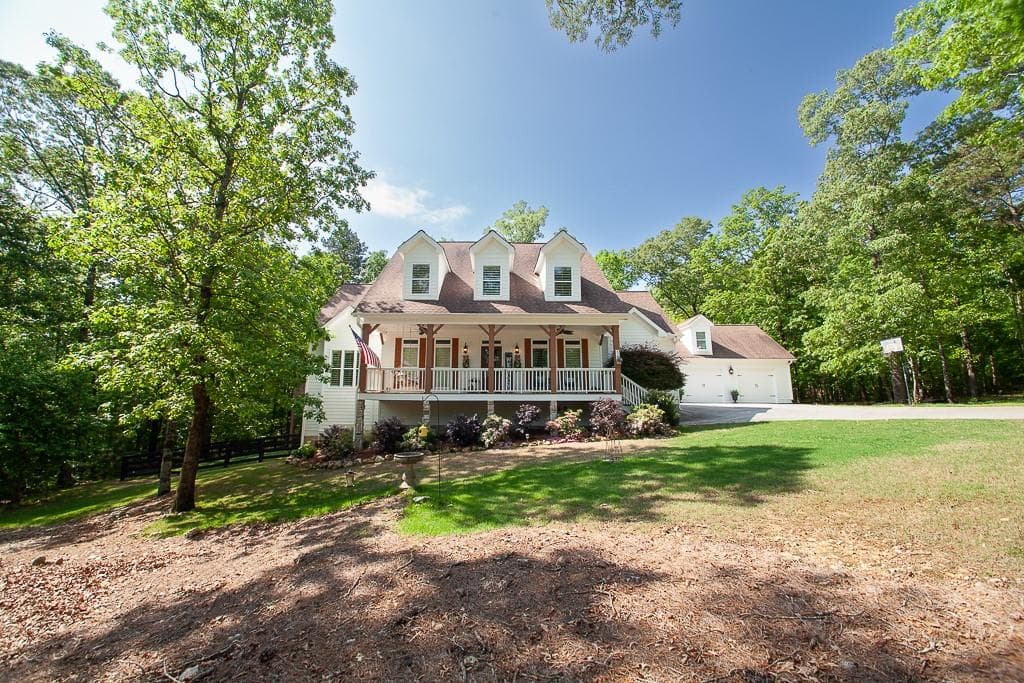 6 bedroom, 5 bathroom single family residence sold at 14 Branson Mill Drive, Cartersville, GA 30120