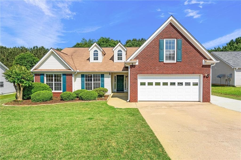 4 bedroom, 2 bathroom single family residence sold at 2620 Matlin Way, Buford, GA 30519