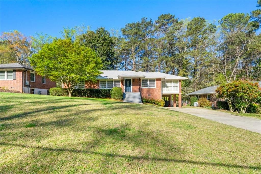1468 N Amanda Circle, Atlanta, GA 30329 — most recent listing photo