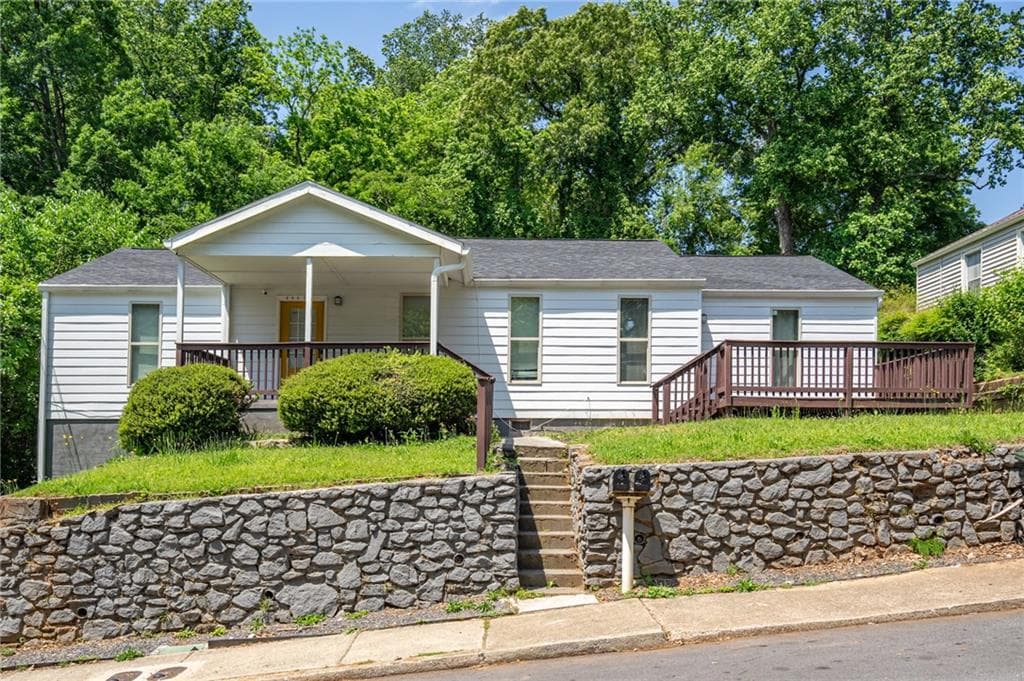 triplex sold at 3277 Wheeler Street, Hapeville, GA 30354