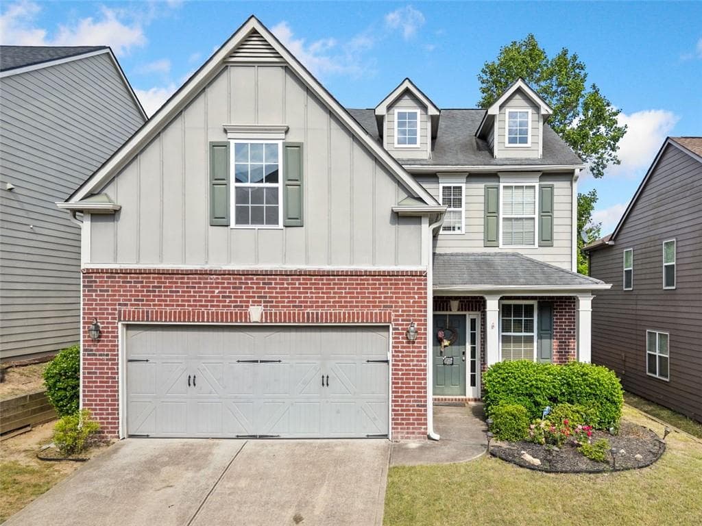 3 bedroom, 3 bathroom, 2,492 sq ft single family residence sold at 121 CAMDYN Circle, Woodstock, GA 30188