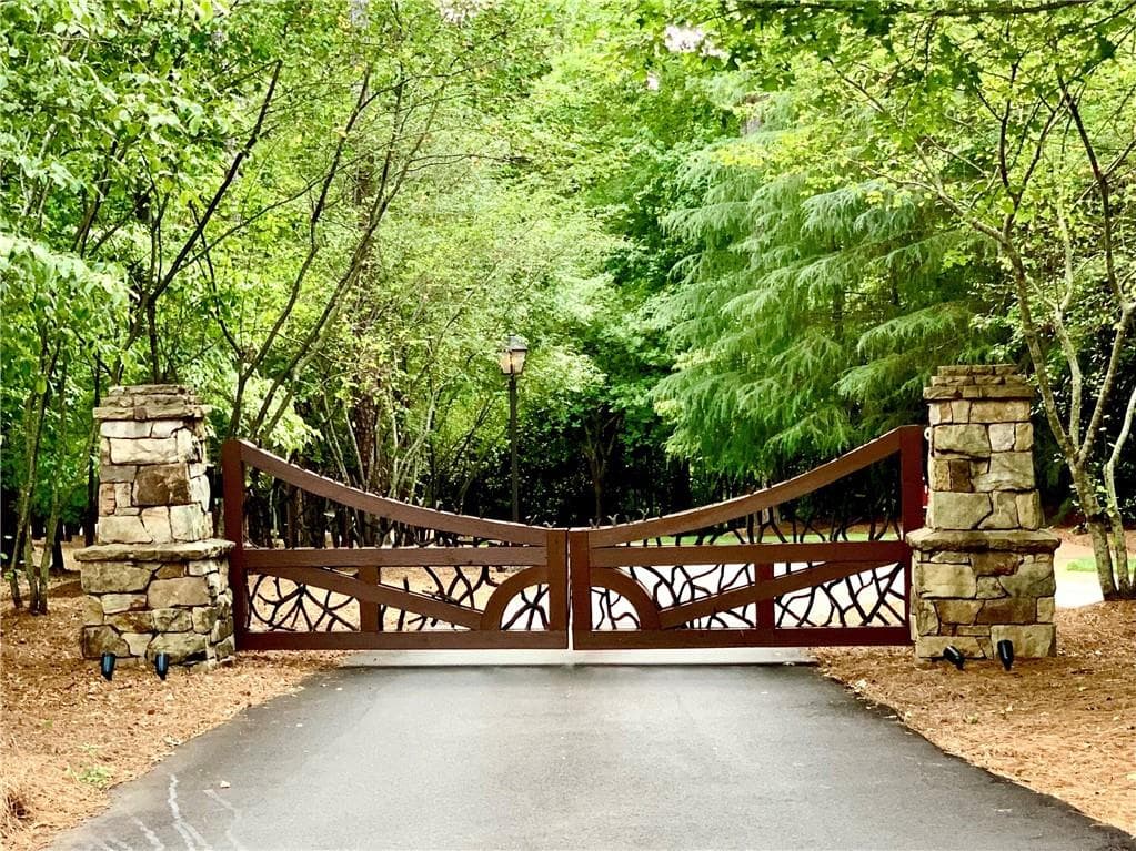 single family residence for sale at 4920 Roaring Fork Pass, Suwanee, GA 30024 — photo 8