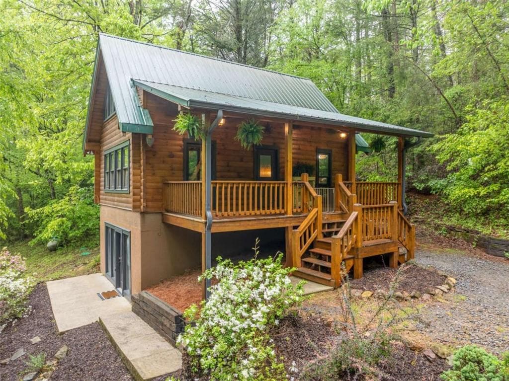 121 Farmstead Road, Ellijay, GA 30540 — most recent listing photo