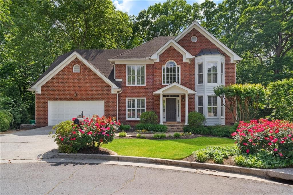 5 bedroom, 4 bathroom, 3,870 sq ft single family residence sold at 1835 Berkeley Mews, Atlanta, GA 30329