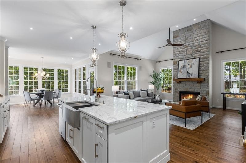 3895 Overlake Drive, Cumming, GA 30041 — most recent listing photo