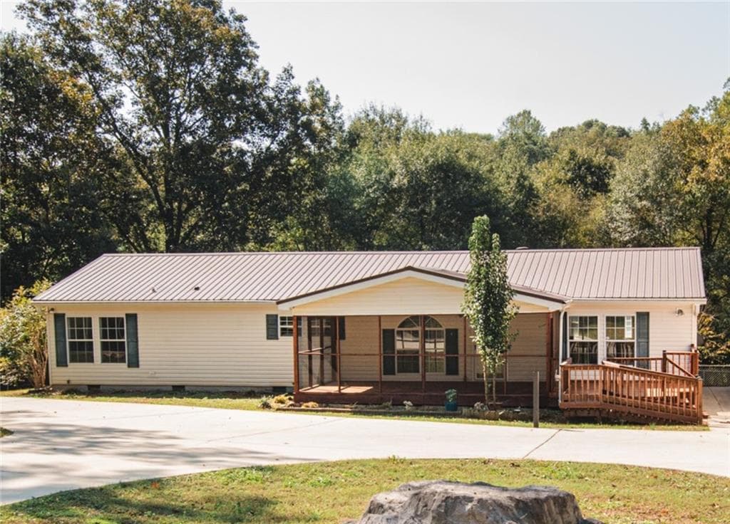 3 bedroom, 2 bathroom single family residence sold at 134 Deerbrook Drive, Nicholson, GA 30565