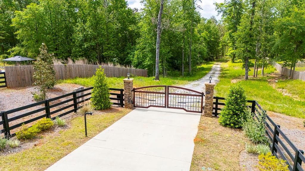 other sold at 352 Mulberry Road, Winder, GA 30680