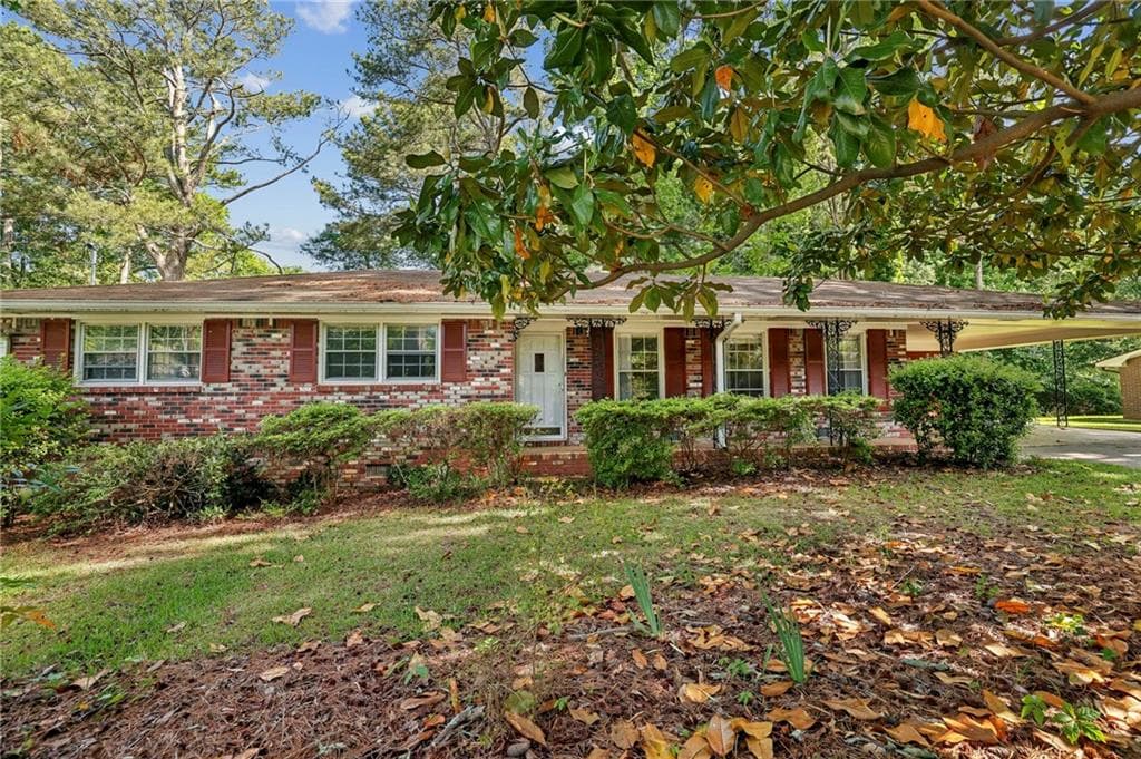 3 bedroom, 2 bathroom single family residence sold at 4074 Idlevale Drive, Tucker, GA 30084