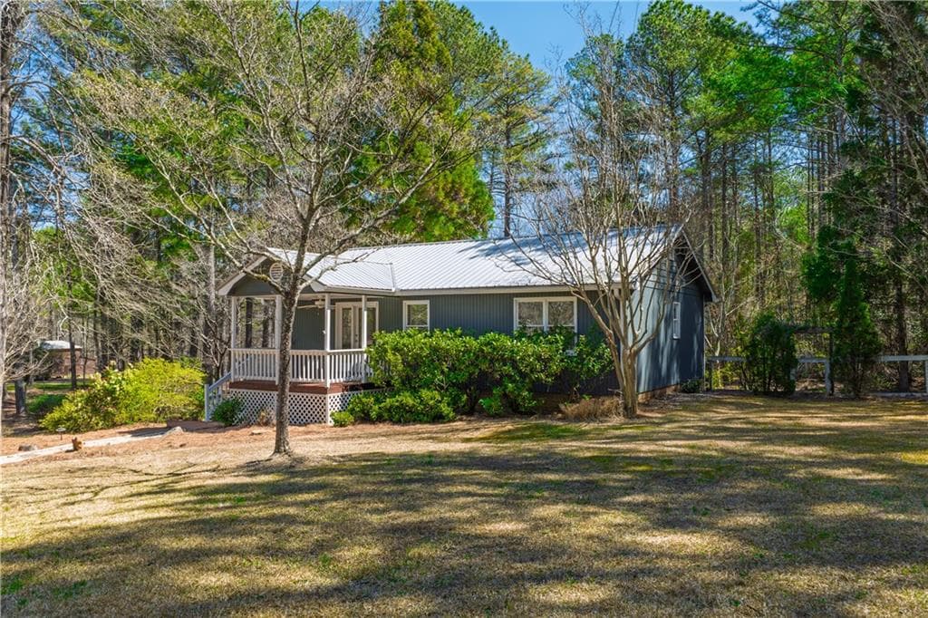 3 bedroom, 2 bathroom single family residence sold at 875 Yellow Creek Road, Ball Ground, GA 30107