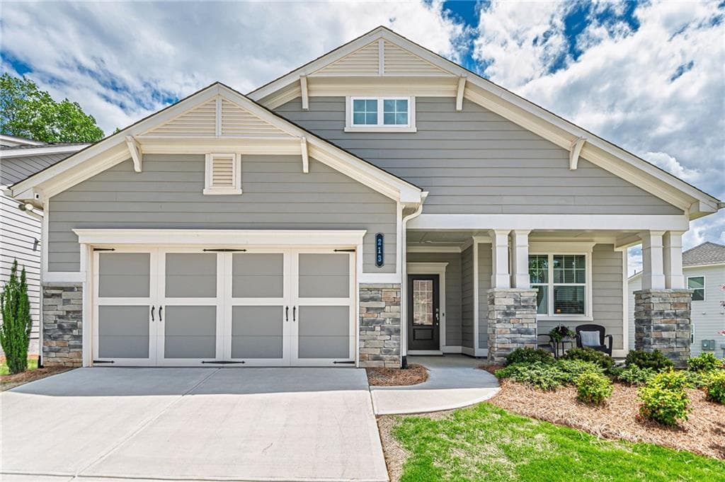 3 bedroom, 3 bathroom single family residence sold at 213 Hickory Bluffs Parkway, Canton, GA 30114