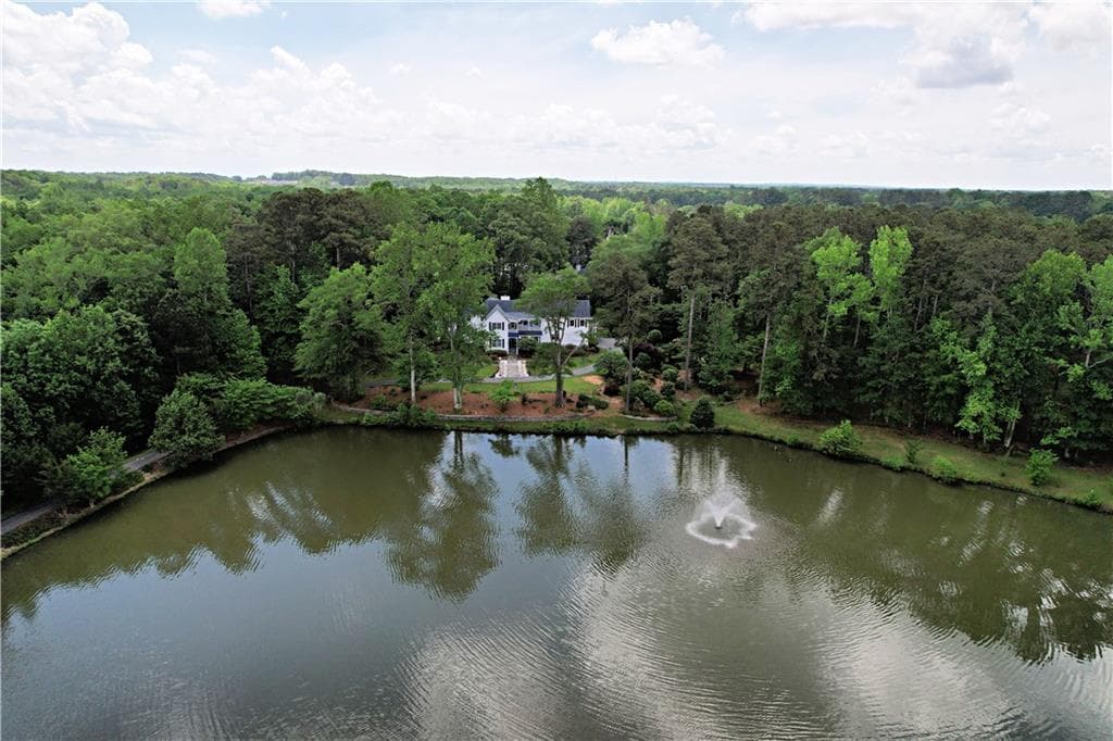 5 bedroom, 6 bathroom, 6,350 sq ft single family residence sold at 3109 Country Lake Drive, Powder Springs, GA 30127