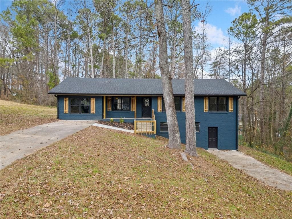 4 bedroom, 2 bathroom single family residence sold at 26 Alisha Circle, Cartersville, GA 30121