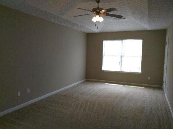 3 bedroom, 2 bathroom, 1,760 sq ft single family residence for sale at 4368 ROCKY VIEW Drive, Forest Park, GA 30297 — photo 9