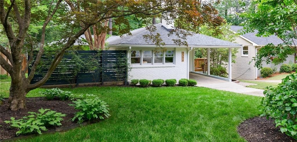 3 bedroom, 2 bathroom single family residence sold at 2298 Pembrook Place, Atlanta, GA 30324