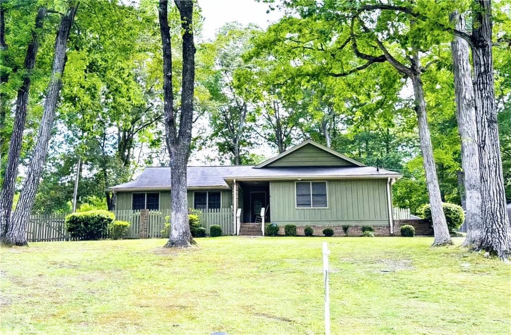 1312 La Mesa Drive, Lawrenceville, GA 30043 — most recent listing photo