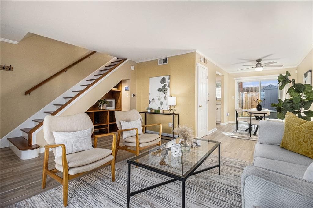 3 bedroom, 2 bathroom, 1,233 sq ft condominium sold at 136 PEACHTREE MEMORIAL Drive VA2, Atlanta, GA 30309