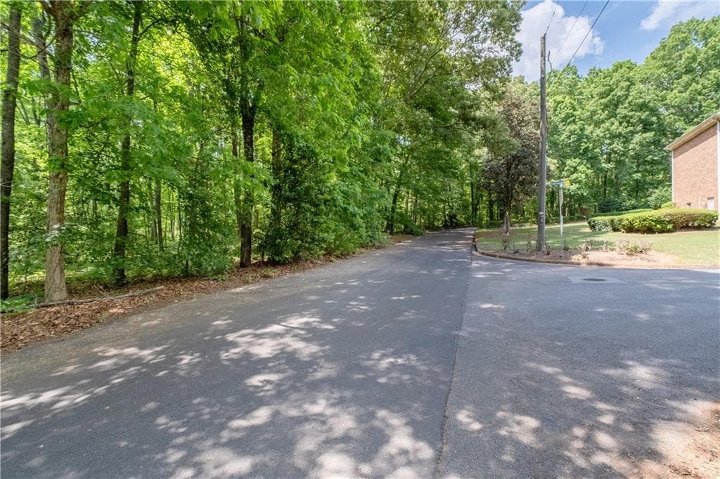 single family residence under contract at 4549 Erskine Road, Clarkston, GA 30021 — photo 7