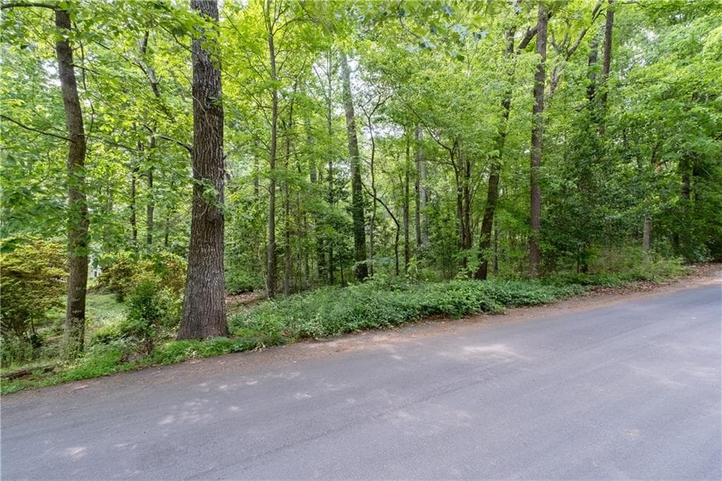 single family residence under contract at 4549 Erskine Road, Clarkston, GA 30021 — photo 8