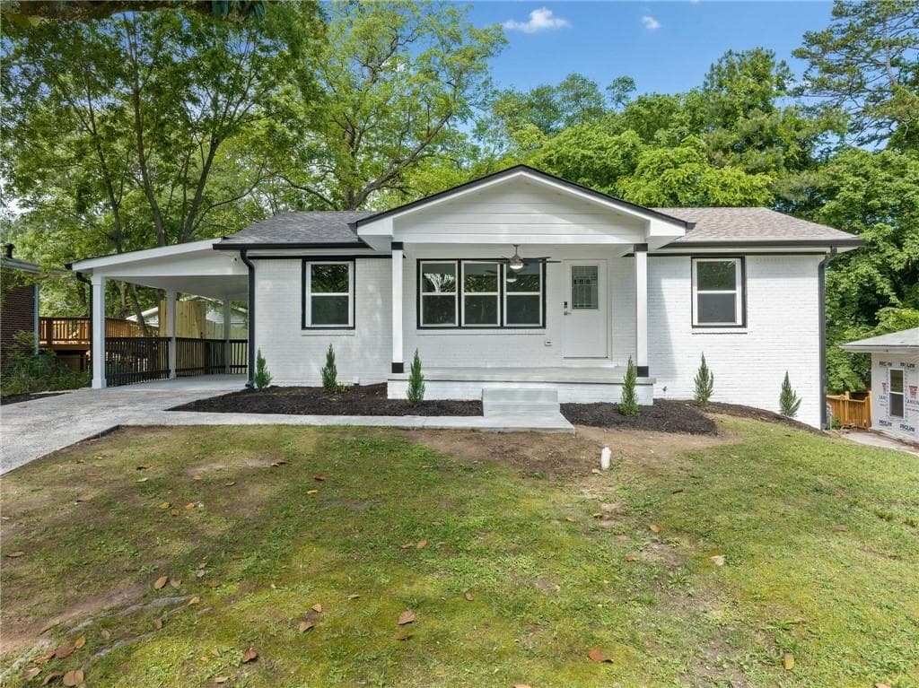 5 bedroom, 2 bathroom single family residence sold at 130 Oakcliff Court, Atlanta, GA 30331