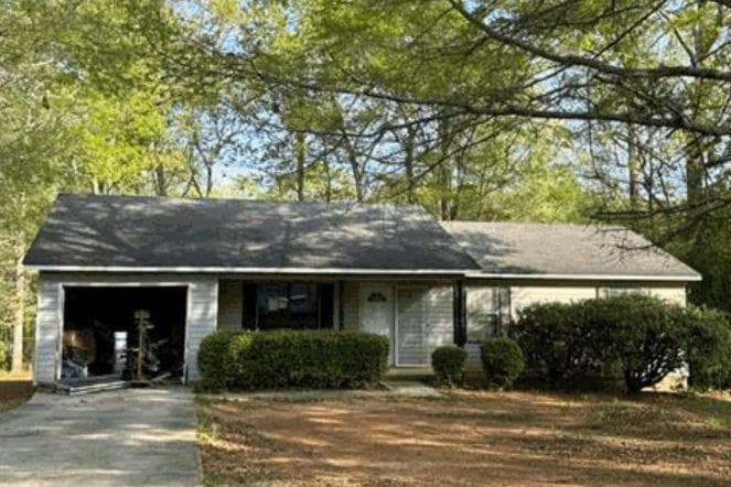 2 bedroom, 2 bathroom single family residence sold at 510 Acorn Drive, Thomaston, GA 30286