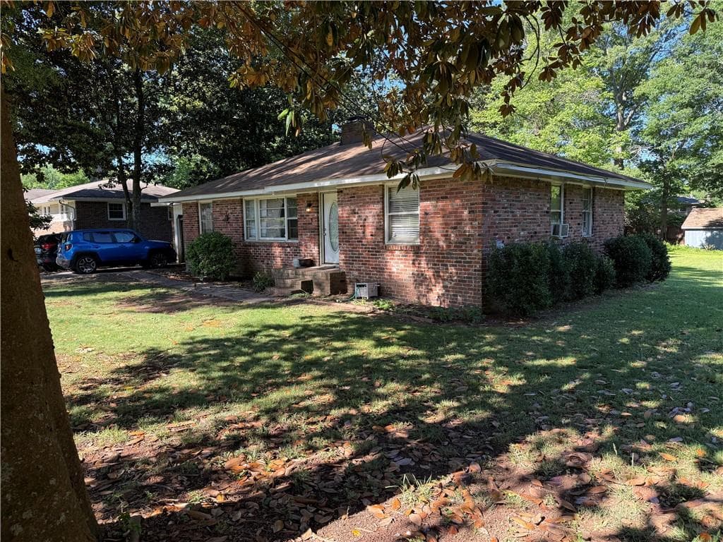 1215 Sheppard Place, Stone Mountain, GA 30083 — most recent listing photo