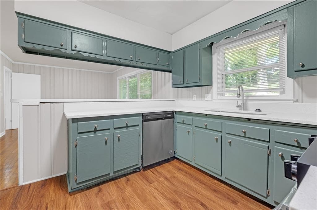 3 bedroom, 2 bathroom, 1,329 sq ft single family residence under contract at 2740 Pasco Lane, Atlanta, GA 30316 — photo 4