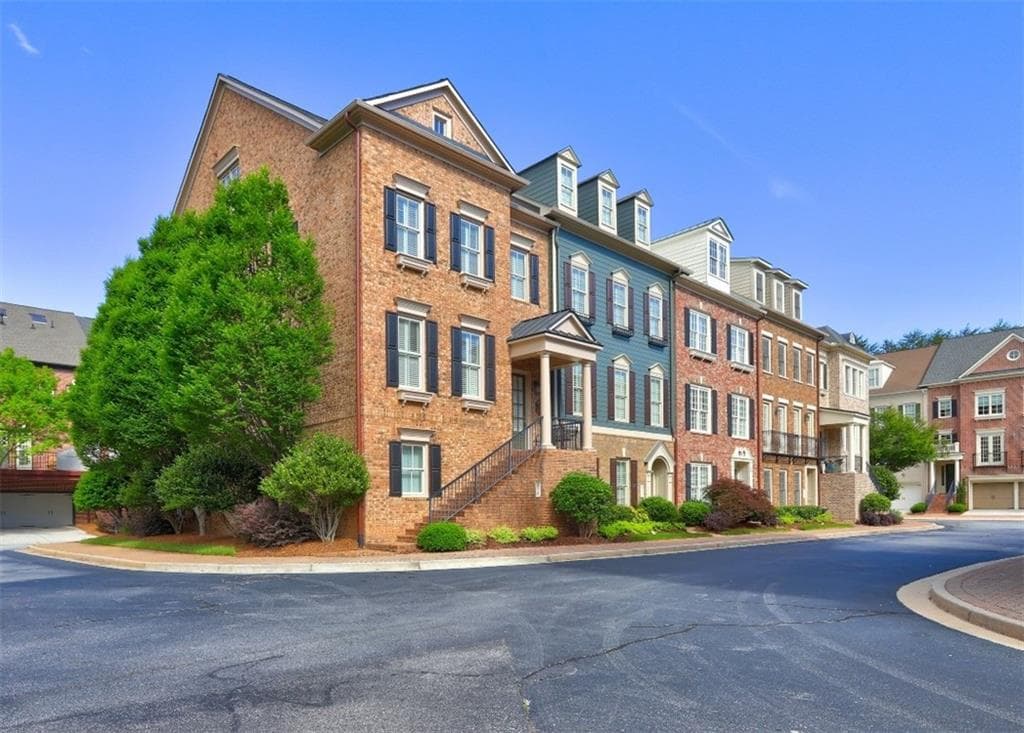 4 bedroom, 5 bathroom, 4,000 sq ft townhouse sold at 4206 Whitby Way 15, Smyrna, GA 30080