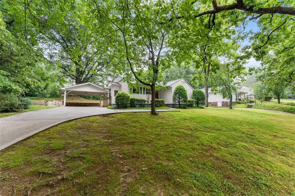 1358 LONGVIEW Drive, Gainesville, GA 30501 — most recent listing photo