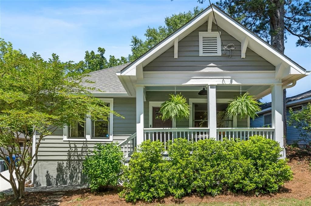 3 bedroom, 2 bathroom single family residence sold at 1116 United Avenue, Atlanta, GA 30316