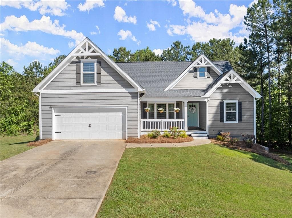 3 bedroom, 2 bathroom single family residence sold at 450 Makers Way, Dawsonville, GA 30534
