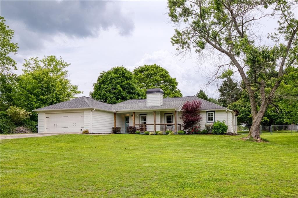 7925 Silversmith Drive, Cumming, GA 30028 — most recent listing photo