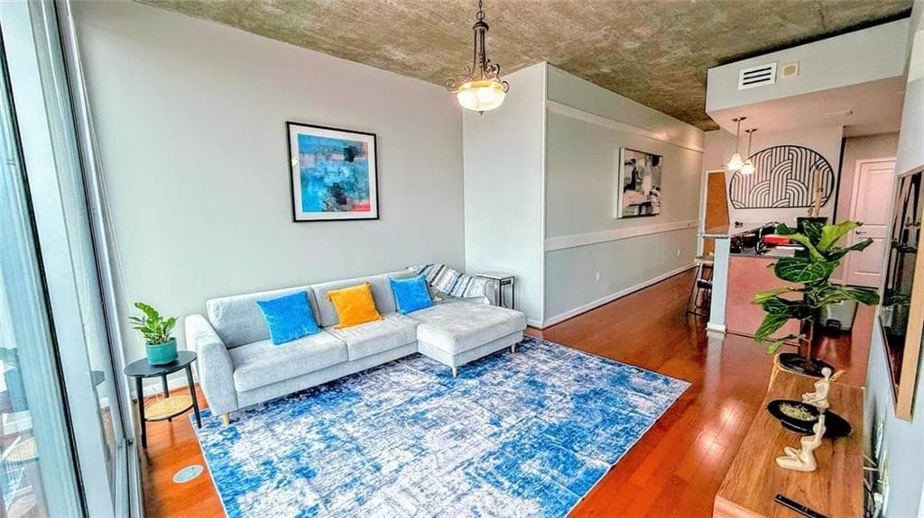 1 bedroom, 1 bathroom, 745 sq ft condominium sold at 860 Peachtree Street 1411, Atlanta, GA 30308